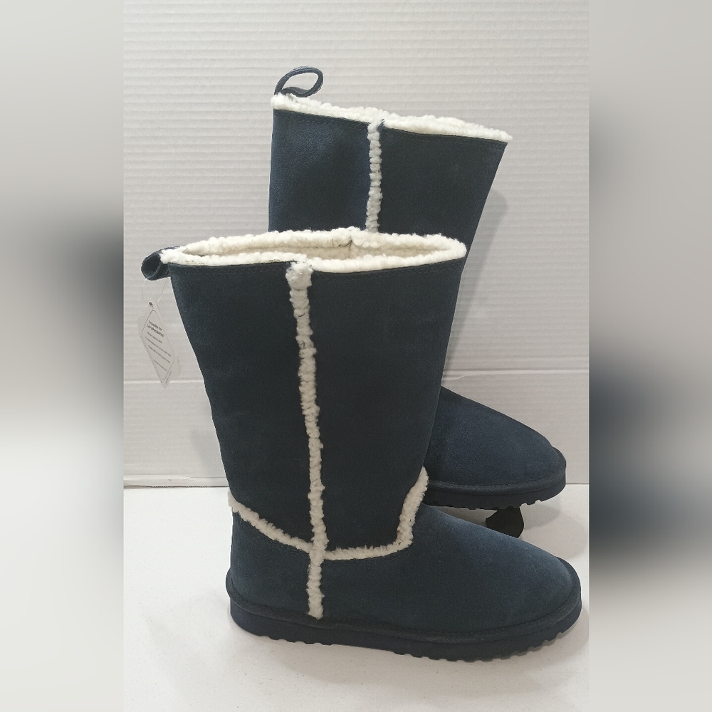 American Eagle Outfitters Women's Navy Suede Shearling Boots Size 9